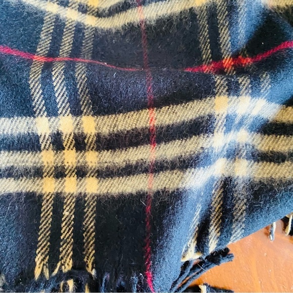 RARE - BURBERRY 100% CASHMERE CHECK LARGE SCARF SHAWL WRAP - Picture 8 of 10